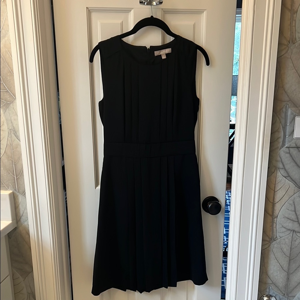 Elegant Black Sleeveless Dress